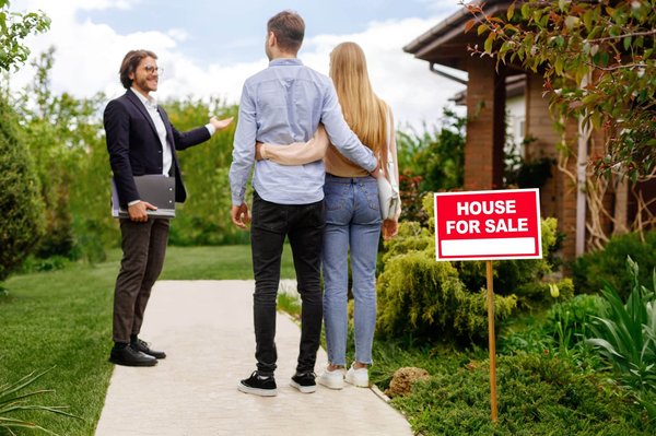 Engager un courtier immobilier à Terrebonne : Un guide complet pour les acheteurs et vendeurs