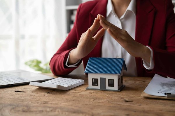 Visite virtuelle : explorer les biens immobiliers à vendre sur l'île de Ré depuis chez vous